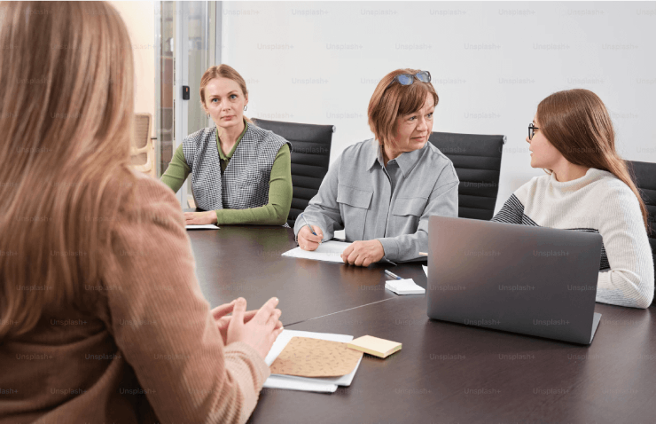 Questions to Ask Hiring Managers During a Job Interview